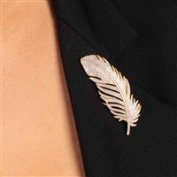 Brooch Ultima Edizione Woman in Silver SA00402